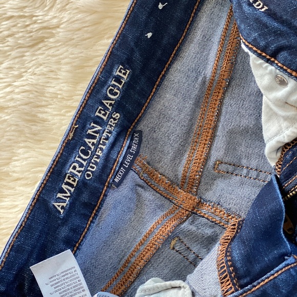 Shorts - Picture 3 of 4